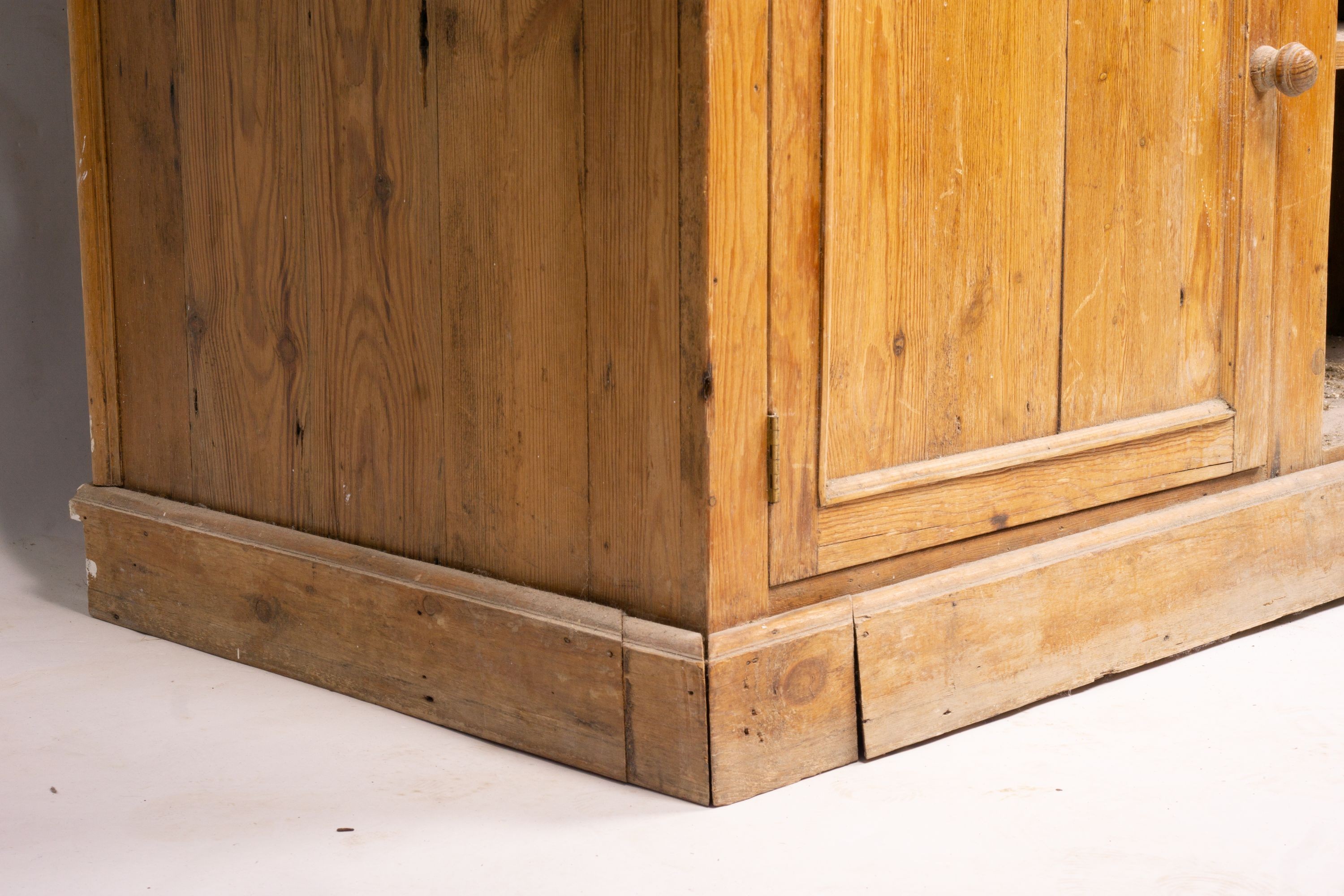 A stripped pine dresser, W.185cm D.66cm H.202cm